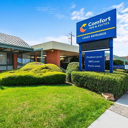 Comfort Inn & Suites Лейкс Ентранс Екстериор снимка