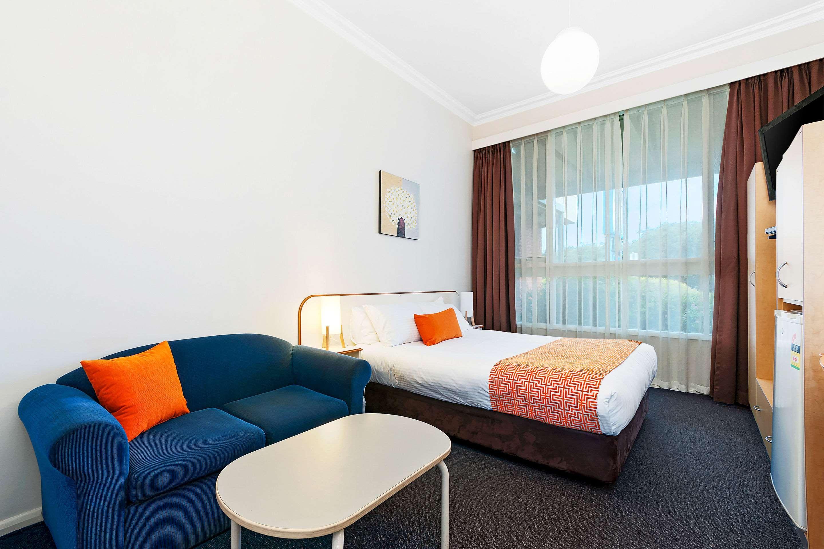 Comfort Inn & Suites Лейкс Ентранс Екстериор снимка