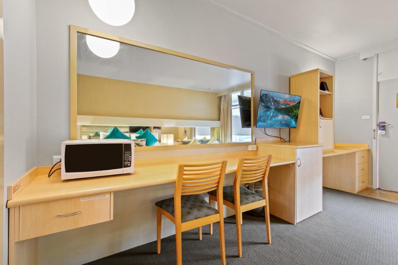 Comfort Inn & Suites Лейкс Ентранс Екстериор снимка