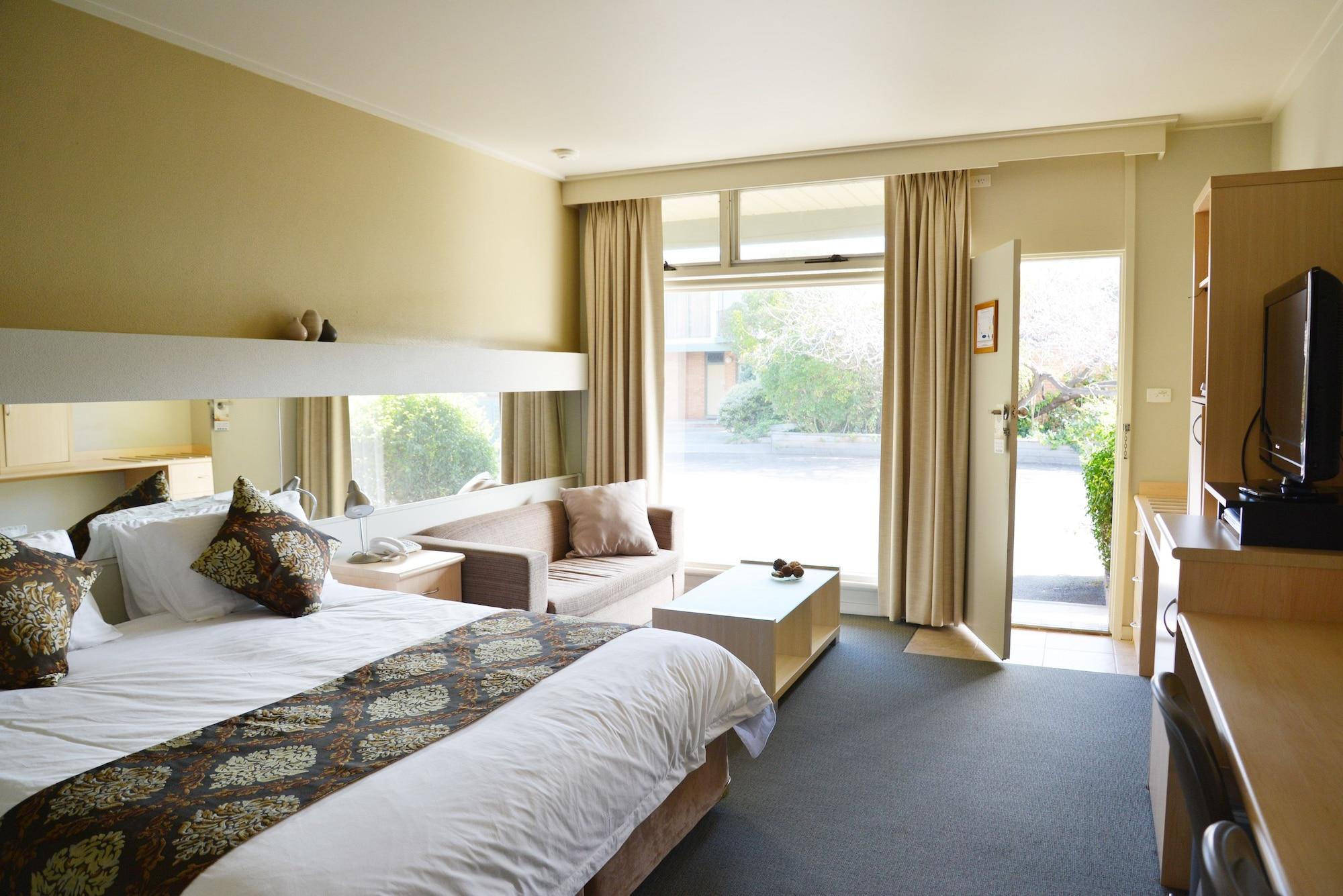 Comfort Inn & Suites Лейкс Ентранс Екстериор снимка